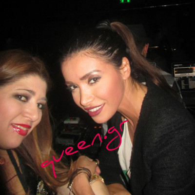 Ένα κορίτσι Φαρμάκι ..