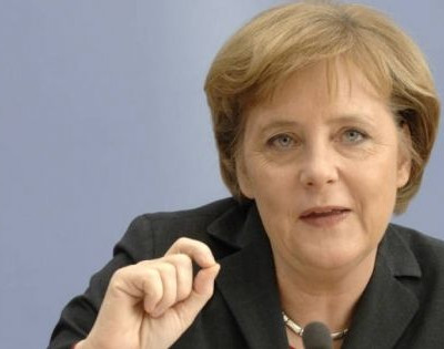 Μέρκελ: Η Ελλάδα προτεραιότητα της ευρωζώνης