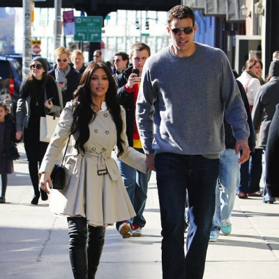 O Kris Humphries αποκαλύπτει: η Kim φέρεται απαίσια στην οικογένειά της