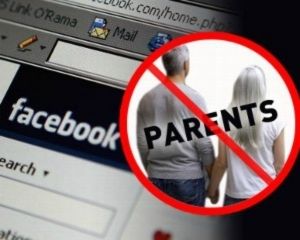 Σου έκανε η μαμά σου «Friend Request»; Διάβασε αυτό πριν πατήσεις «accept»!