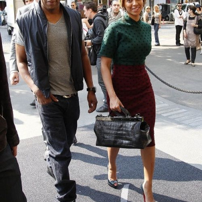 Ο Jay-Z απαγόρευσε "βωμολοχίες" μπροστά στην κόρη του