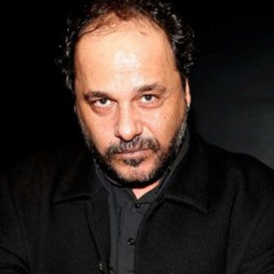 Ο Αλέξανδρος Ρήγας στο Queen.gr: "Ζούσα και εγώ σε μια εικονική πραγματικότητα που ξόδευα παραπάνω απ όσα άντεχα"