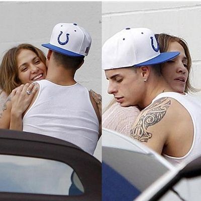 H Jennifer Lopez έρχεται αντιμέτωπη με την ηλικία της