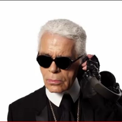 O Karl είναι DJ