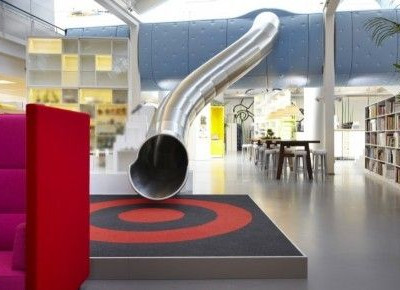 H δουλειά είναι… παιχνίδι στα γραφεία της Lego