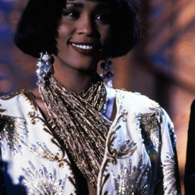 Στην κορφή των chart τα album της Whitney μετά το θάνατό της