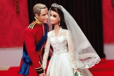 H Barbie βασίλισσα