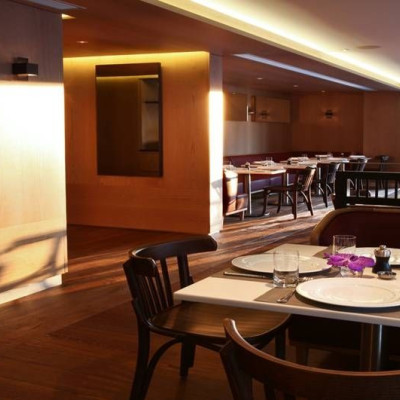 To νέο project του Άκη Πετρετζίκη