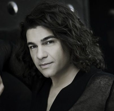 Την ημέρα της γυναίκας η έναρξη εμφανίσεων του Νίκου Κουρκούλη στο Frangelico