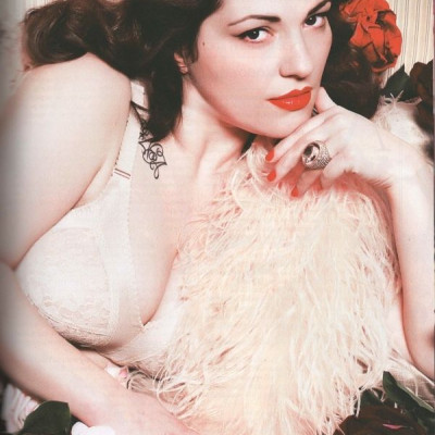 Το sold out της sexy Κατερίνας Ζαρίφη