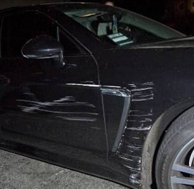 Η... μερική καταστροφή της αξίας 80.000 δολαρίων Porsche της…