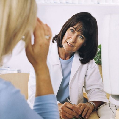 Το Queen.gr απαντά στις ερωτικές απορίες των αναγνωστριών του