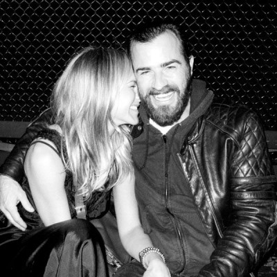 H Jennifer Aniston έχει ξοδέψει 500.000 δολάρια σε δώρα για τον Justin Theroux