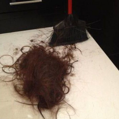 Ποια διάσημη κυρία ασχολείται με τρίχες;