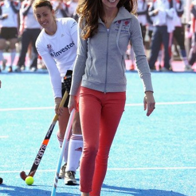 Η Kate Middleton λανσάρει το χρωματιστό τζιν