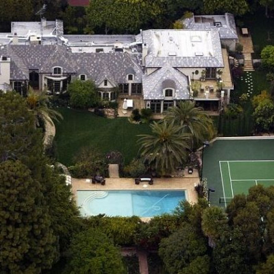 H Madonna πουλάει το σπίτι της