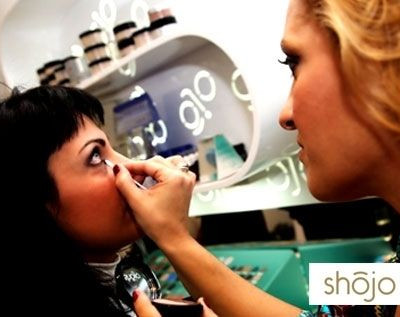 Φέρτε την άνοιξη στο πρόσωπό σας!