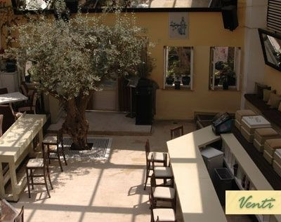 Απολαύστε ένα υπέροχο γεύμα στο πιο μοδάτο bar-restaurant της Αθήνας
