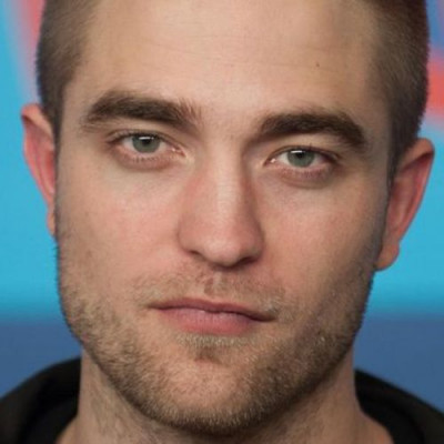 H… περούκα του Robert Pattinson