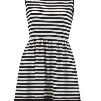 Το ριγέ φόρεμα της Lussile