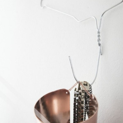 Θα σε κρεμάσω ανάποδα!