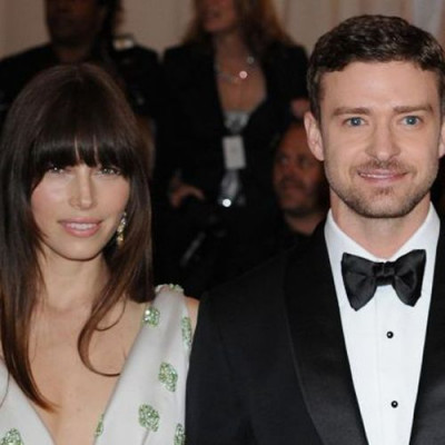 H Jessica Biel στο Twitter