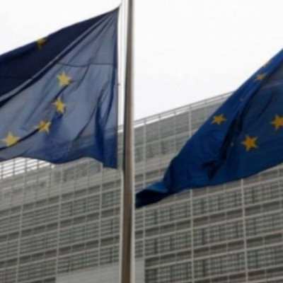 Τρεις κινήσεις ετοιμάζει η ΕΕ για την Ελλάδα, αν βρεθεί κυβερνητική λύση