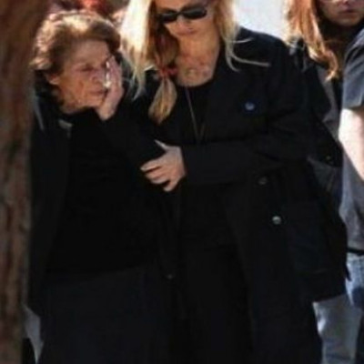 Συντετριμμένη η Άννα Βίσση από το χαμό του πατέρα της!