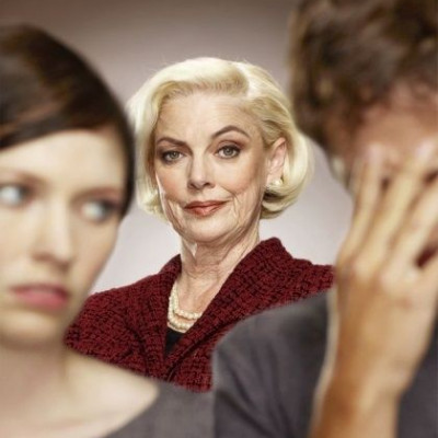 Ο άντρας μου με συγκρίνει συνεχώς με την πεθερά μου!