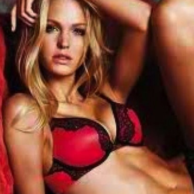 Erin Heatherton: Ένας πολύ σέξι... λόγος για να μισούμε τον Leonardo DiCaprio (+20 ημίγυμνες φωτογραφίες της, για παρηγοριά)