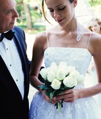 Φινλανδία: Τι σχέση έχει ένα στέμμα με μία μαξιλαροθήκη;