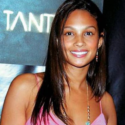 Αλέσα Ντίξον: «Δεν χρειάζομαι άνδρα να με κάνει χαρούμενη»