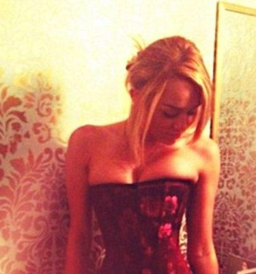 H Miley Cyrus οδεύει σταθερά προς την... εξαΰλωση