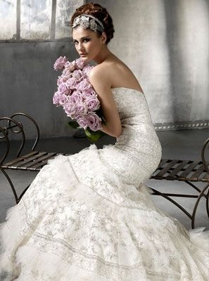 Lazaro: η αμερικάνικη φινέτσα στα νυφικά