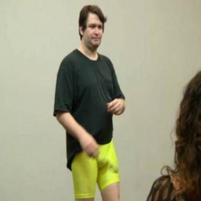 Έκαναν σωματικό έλεγχο στον άνδρα με το μεγαλύτερο πέος στον πλανήτη