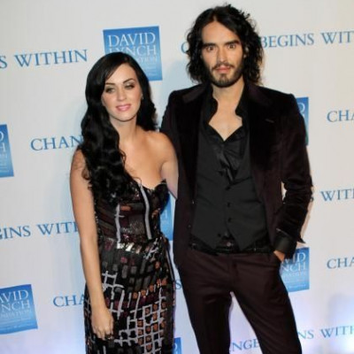 O Russell Brand είναι gentleman (αστειευόμαστε, φυσικά)