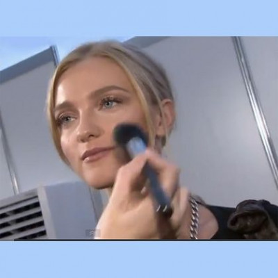 Backstage Beauty: τα πιο καυτά looks της σεζόν