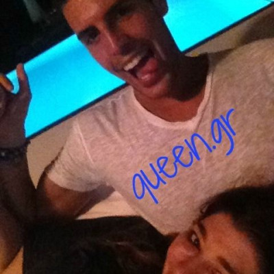 Στις Σπέτσες πάντα περνάμε ωραία ..