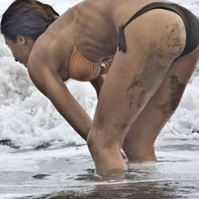 Ξετρέλανε όλη την παραλία…