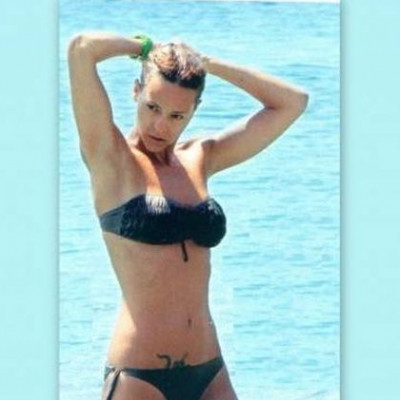 Δείτε την καλά… ποια είναι;