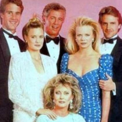 Δείτε πώς είναι σήμερα οι πρωταγωνιστές της σειράς «Σάντα Μπάρμπαρα»