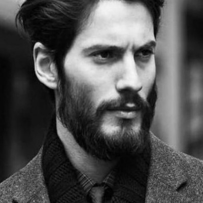 Γιώργος Καράβας: Ο Έλληνας που φωτογραφήθηκε για την νέα καμπάνια του οίκου Hermes