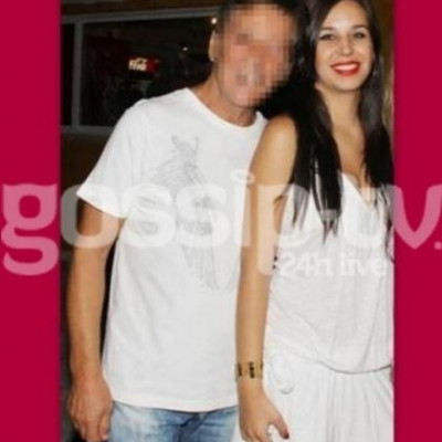 Δείτε την καλά και βρείτε ποιος είναι ο επώνυμος Έλληνας πατέρας της! (φωτό)