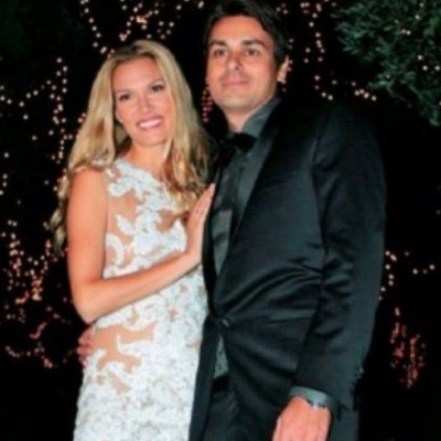 Γάμοι που πέρασαν στην ιστορία: Βίκυ Καγιά & Νίκος Κριθαριώτης