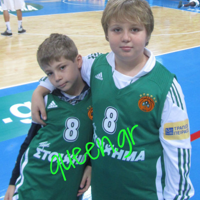 Happy nd to my little Bro ..