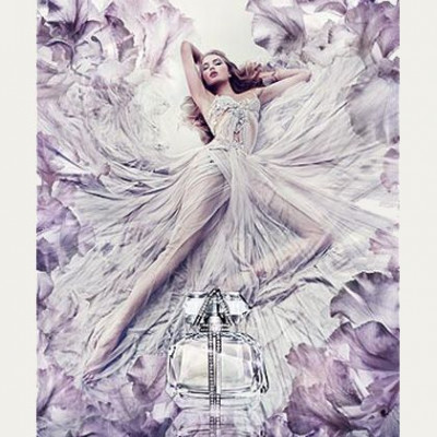 Κυκλοφόρησε: η καμπάνια του πρώτου αρώματος του οίκου Marchesa