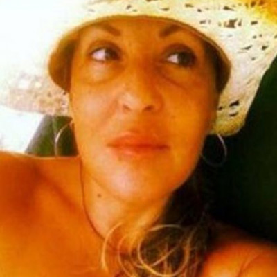 Ναταλία Γερμανού: Φωτογραφίζεται στις διακοπές της και δείχνει τι σημαίνει χωρίς ρετούς!