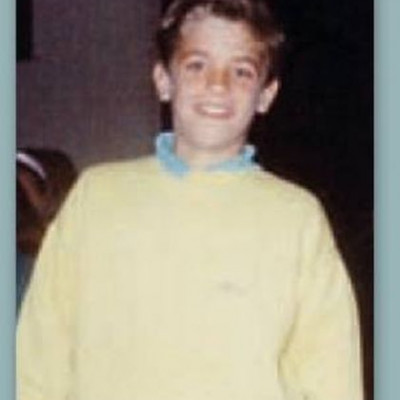 Από μικρός… κούκλος!