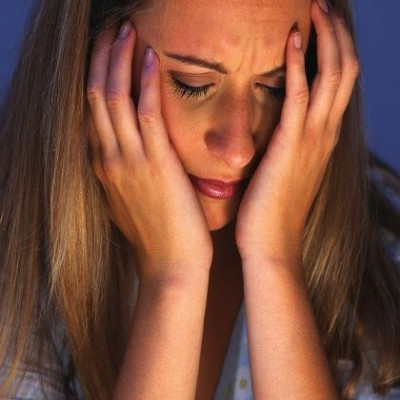 Βρισκόμαστε πάνω από χρόνο. Θέλω την αποκλειστικότητα ενώ εκείνος παίζει παντού! Τι να κάνω; Τον αγαπάω!