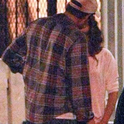 Ποιο ζευγαράκι δεν… κρατιέται;